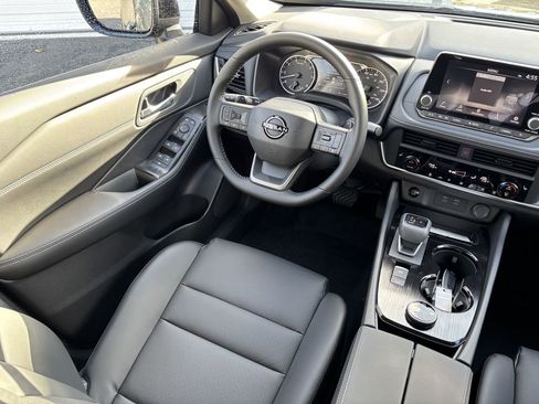 New 2026 Nissan Rogue SV AWD/4WD image 20