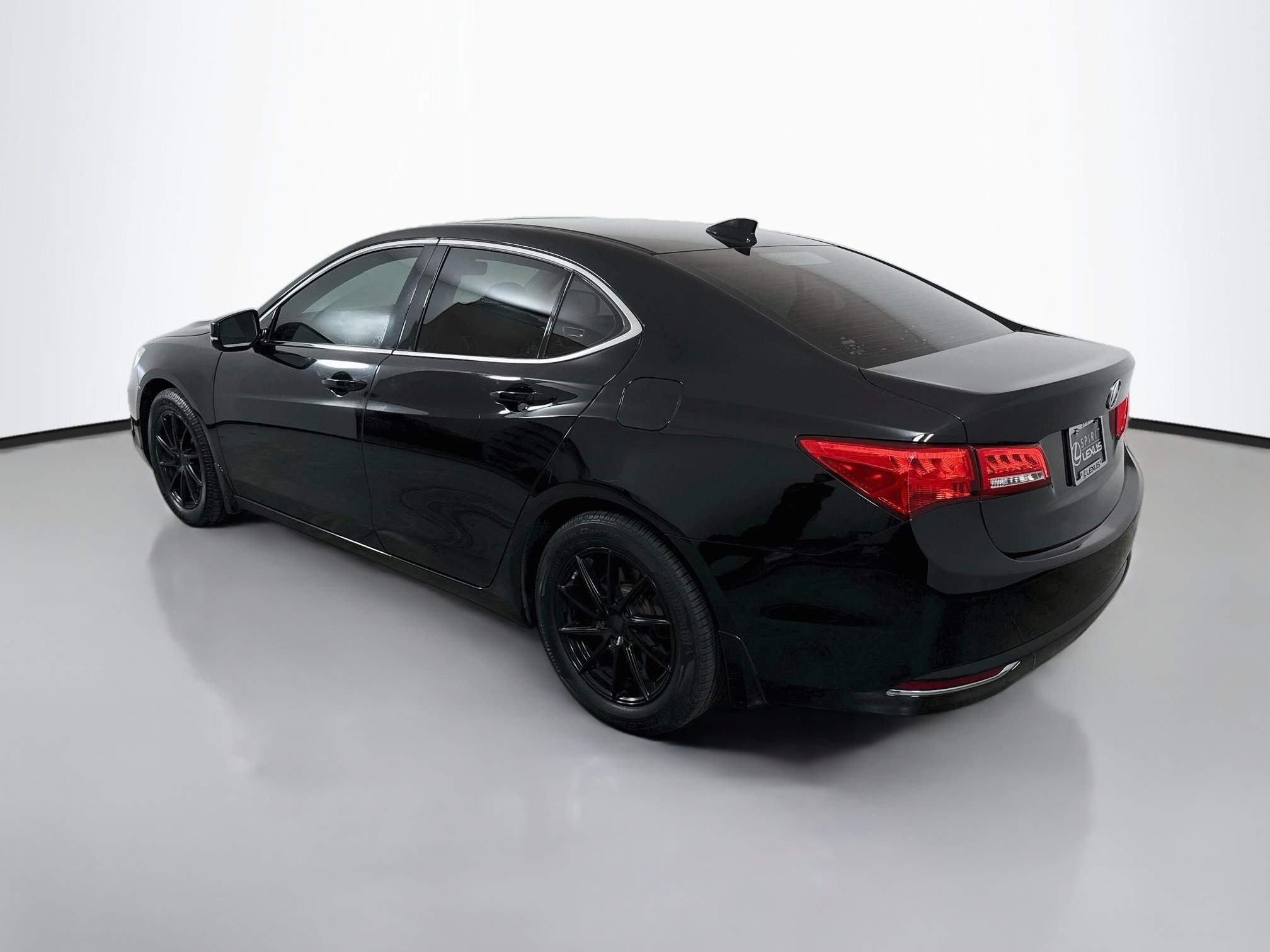 Used 2019 Acura TLX FWD image 5