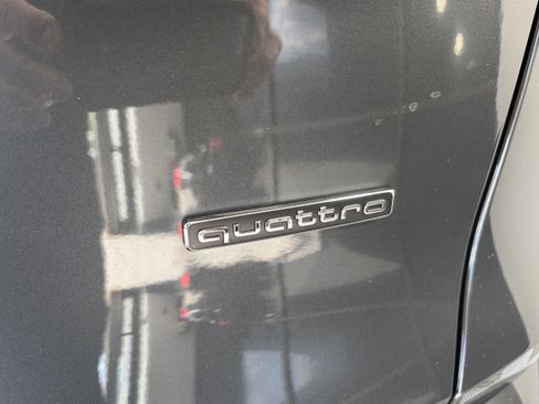 Used 2025 Audi Q5 Premium AWD/4WD image 17