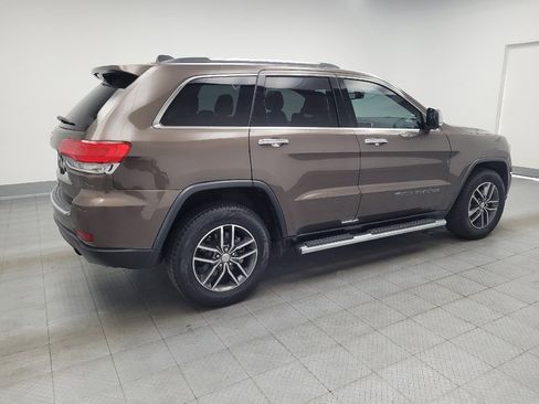 Used 2018 Jeep Grand Cherokee Limited AWD/4WD image 10