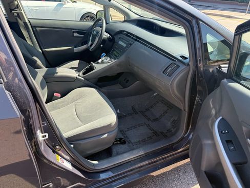 Used 2011 Toyota Prius Two FWD image 21