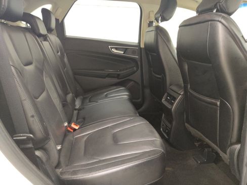 Used 2019 Ford Edge Titanium w/ Cold Weather Package AWD/4WD image 19