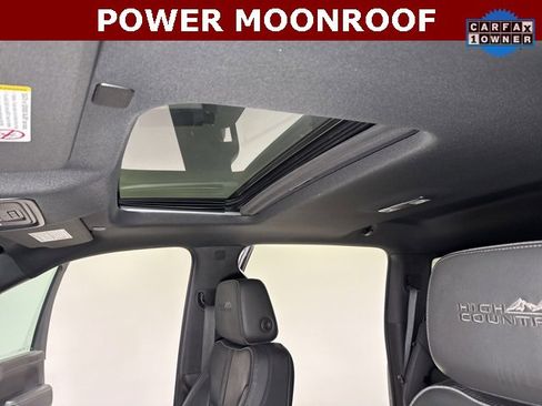 Used 2021 Chevrolet Silverado 2500 High Country w/ Z71 Off-Road Package image 2