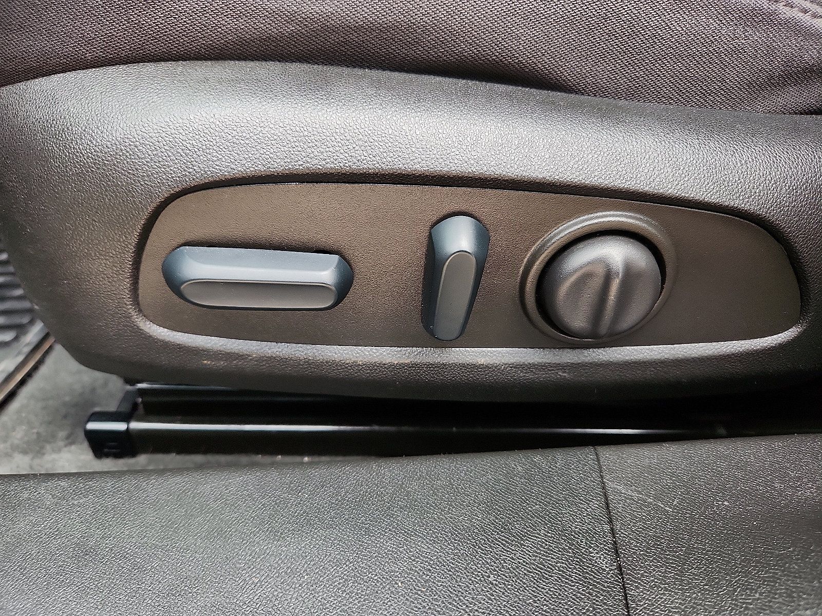 Used 2022 Chevrolet Malibu RS FWD image 13