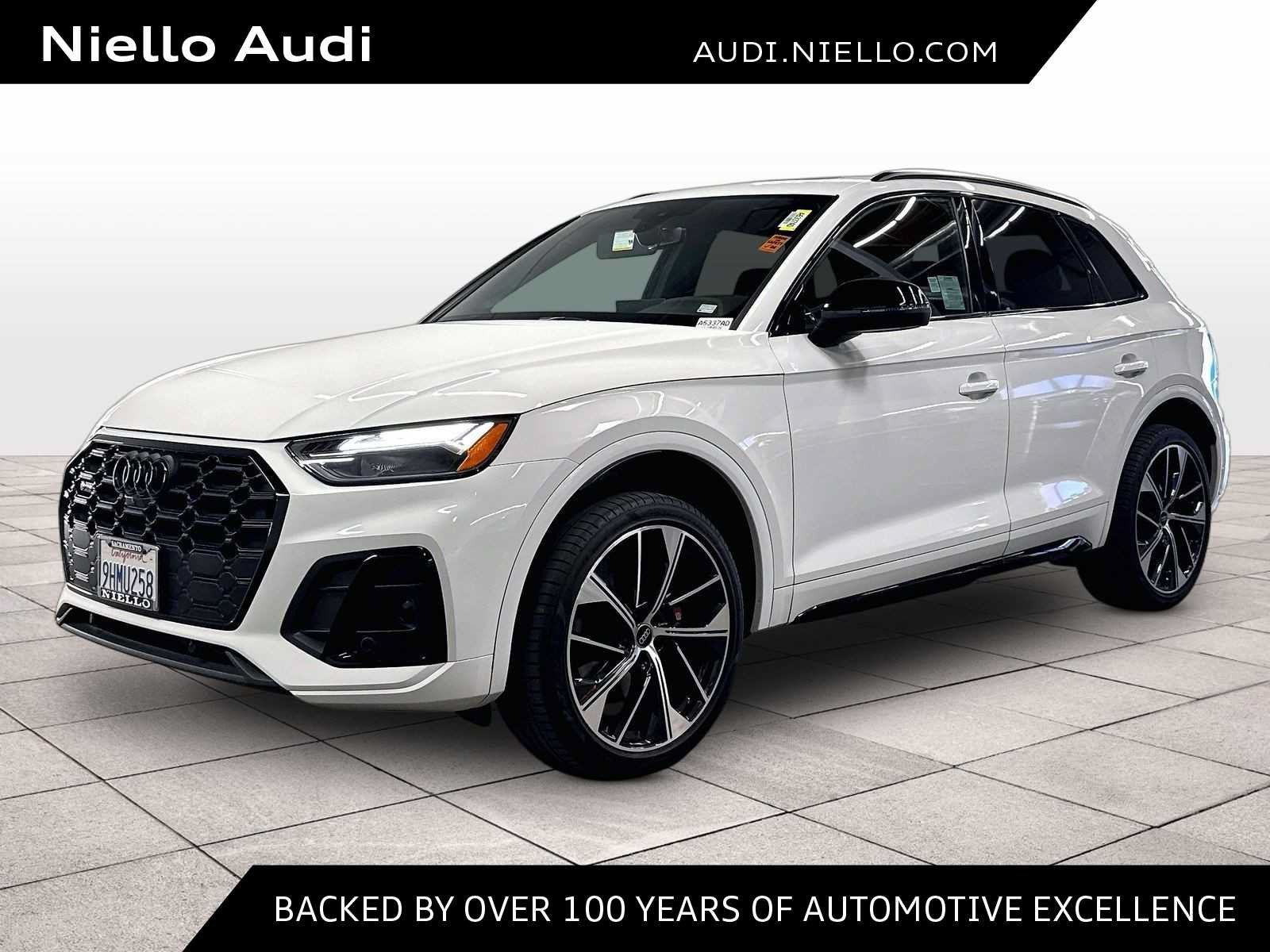 Used 2023 Audi SQ5 Premium Plus w/ Premium Plus Package AWD/4WD image 1