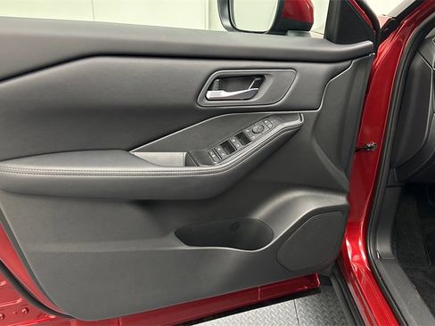 New 2026 Nissan Rogue SV image 15