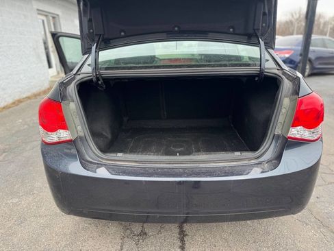 Used 2016 Chevrolet Cruze LS image 11