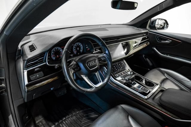 Used 2019 Audi Q8 Premium Plus w/ Premium Plus AWD/4WD image 3
