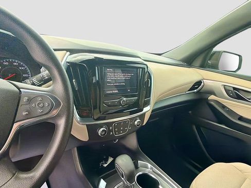 Used 2022 Chevrolet Traverse LS w/ Midnight/Sport Edition FWD image 26