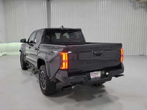 Certified 2025 Toyota Tacoma TRD Sport w/ Blackout Package (GST) image 6