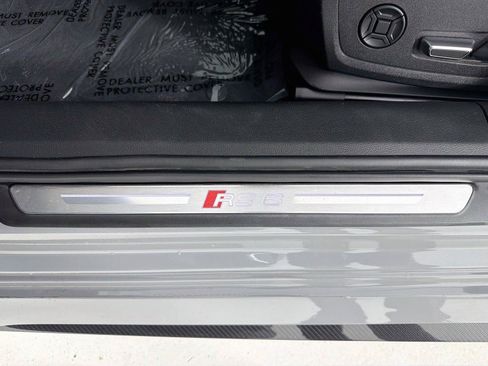 Used 2022 Audi RS 6 AWD/4WD image 10
