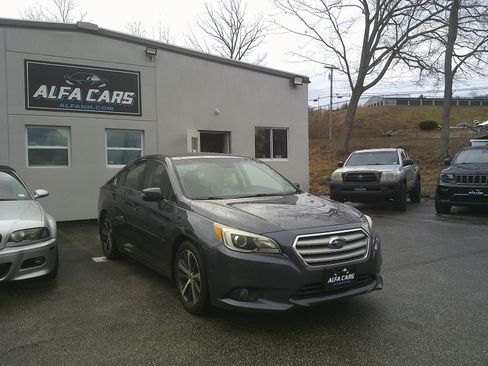 Used 2015 Subaru Legacy 2.5i Limited image 3