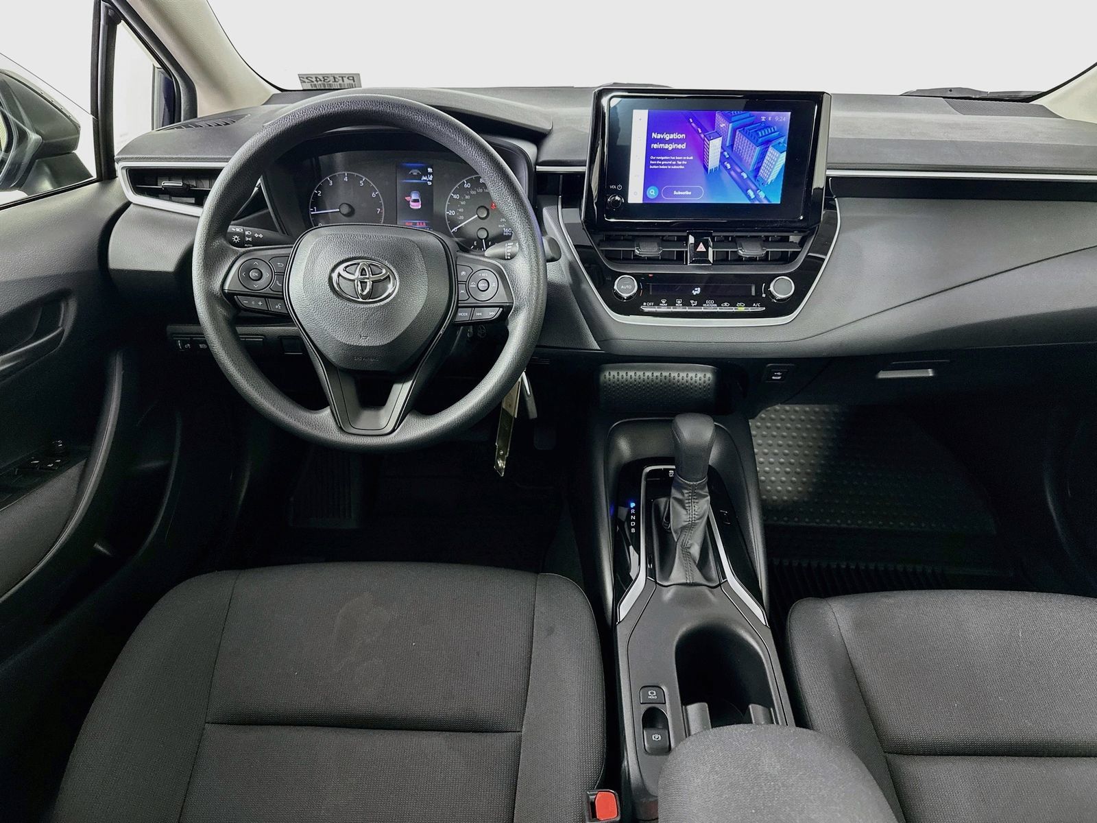 Used 2023 Toyota Corolla LE FWD image 21
