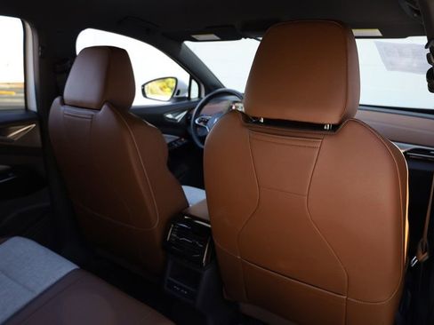 Used 2023 Volkswagen ID.4 Pro image 22