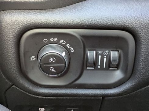 New 2026 RAM 1500 Laramie AWD/4WD image 25