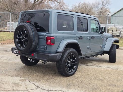 Certified 2025 Jeep Wrangler Unlimited Sahara w/ Safety Group AWD/4WD image 10