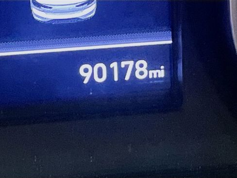 Used 2020 Hyundai Elantra Value Edition image 12