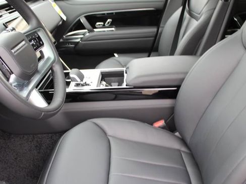 New 2025 Land Rover Range Rover Autobiography image 19