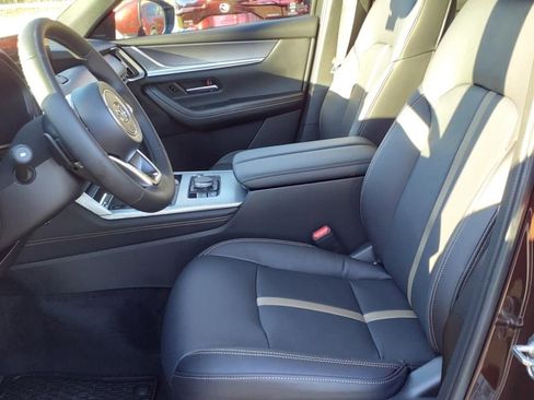 Used 2025 MAZDA CX-90 Plug-In Hybrid w/ Premium Plus AWD/4WD image 13