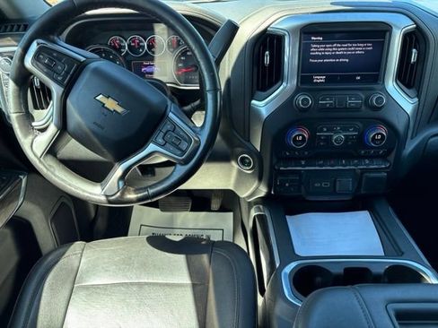 Certified 2021 Chevrolet Silverado 2500 LTZ w/ LTZ Convenience Package AWD/4WD image 20