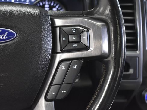 Used 2019 Ford Expedition Platinum image 18