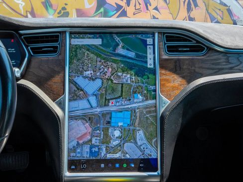 Used 2017 Tesla Model S 90D AWD/4WD image 26