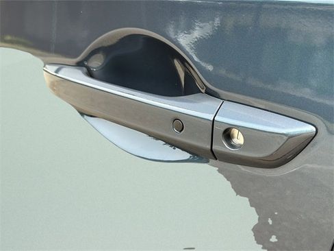 Certified 2026 Honda Odyssey Elite image 5