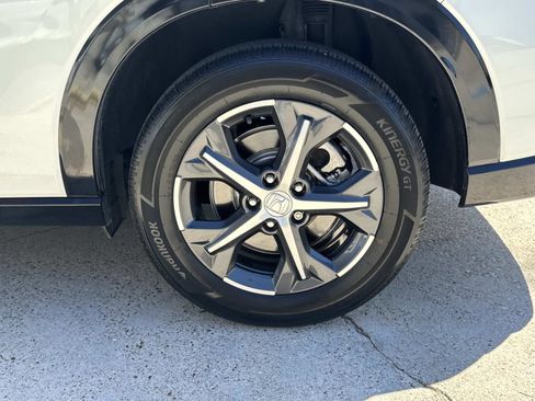 Used 2023 Honda HR-V EX-L image 4