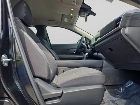 Used 2025 Nissan Kicks SV FWD image 32