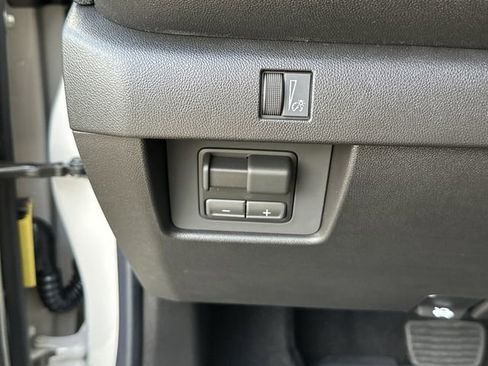 New 2026 Chevrolet Colorado Trail Boss AWD/4WD image 15