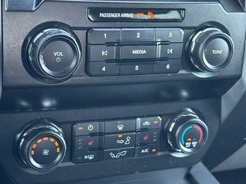 Used 2020 Ford F150 XLT w/ Equipment Group 302A Luxury RWD image 21