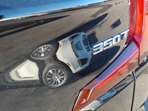 Certified 2023 Cadillac XT4 Luxury w/ Cold Weather Package image 13