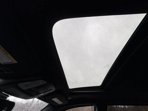 Used 2025 Dodge Durango R/T image 17