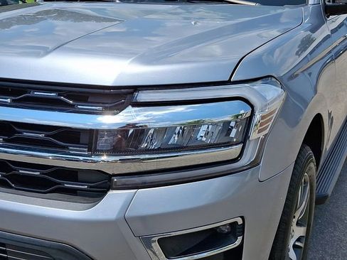 Used 2024 Ford Expedition Max Limited RWD image 11