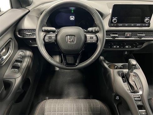 New 2025 Honda HR-V Sport image 16