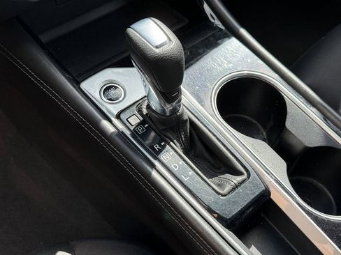 Used 2023 Nissan Altima 2.5 SV image 7