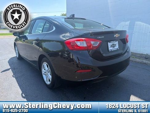 Used 2016 Chevrolet Cruze LT w/ Sun And Sound Package FWD image 25