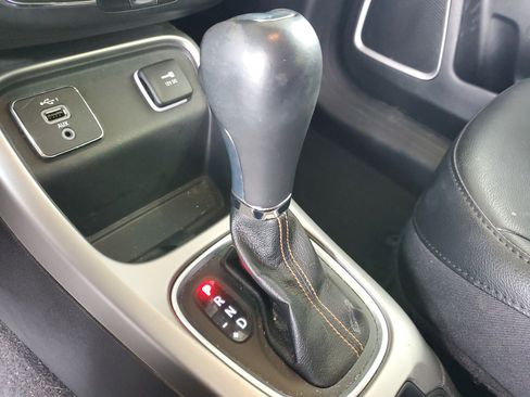 Used 2021 Jeep Compass Latitude w/ Driver Assistance Group image 29