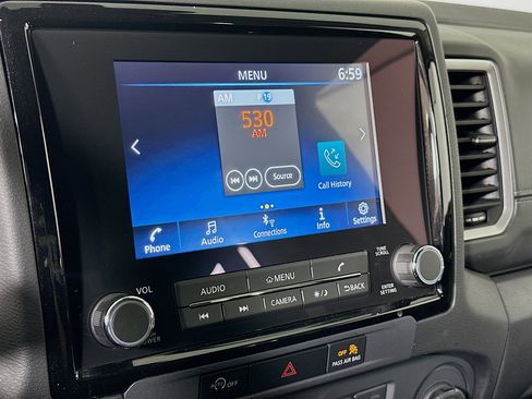 Used 2024 Nissan Frontier SV w/ SV Convenience Package image 19