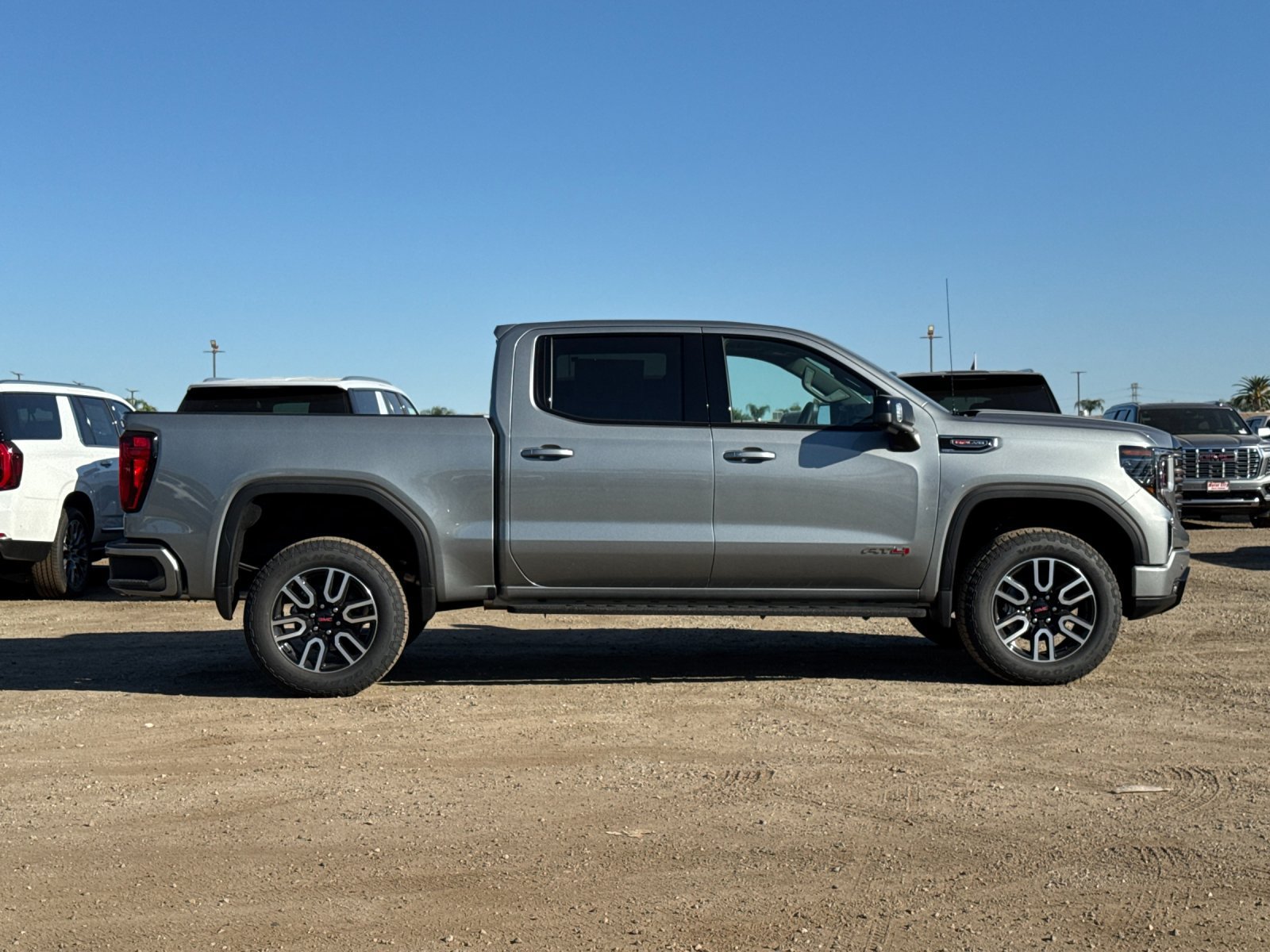 New 2026 GMC Sierra 1500 AT4 w/ AT4 Premium Package AWD/4WD image 3