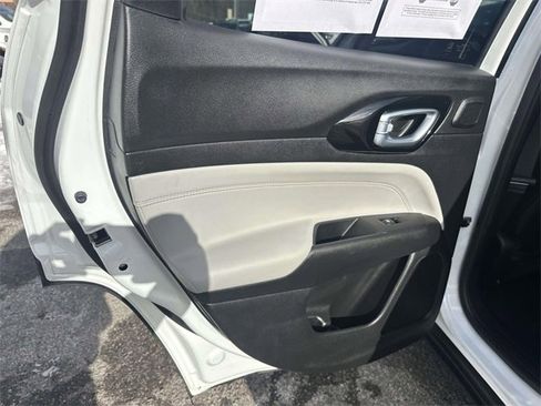 Certified 2022 Jeep Compass Limited w/ Sun and Sound Group image 16