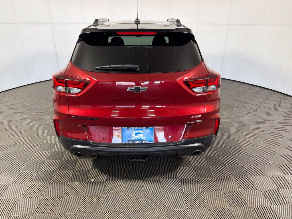 Used 2022 Chevrolet TrailBlazer RS w/ Technology Package FWD image 6