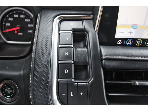 Used 2021 Chevrolet Tahoe Premier w/ Premium Package image 25