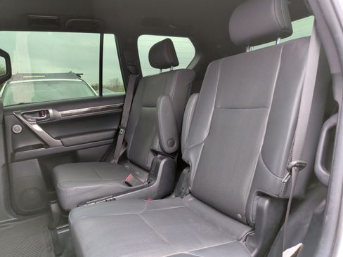 Used 2022 Lexus GX 460 Premium image 36