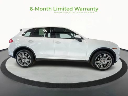 Used 2014 Porsche Cayenne Platinum Edition image 8