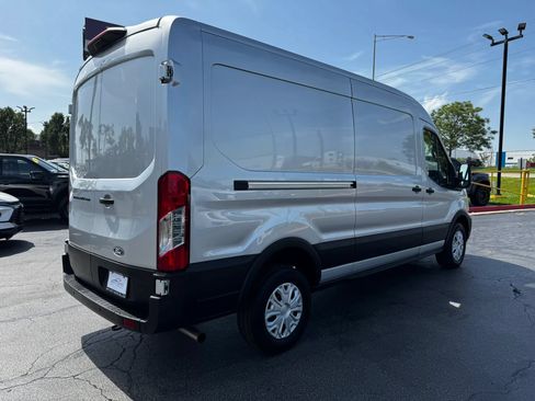 Used 2026 Ford Transit 250 148 Medium Roof w/ Exterior Upgrade Package RWD image 5