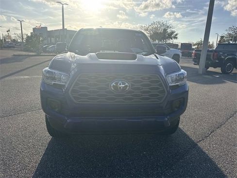 Used 2023 Toyota Tacoma TRD Sport image 9