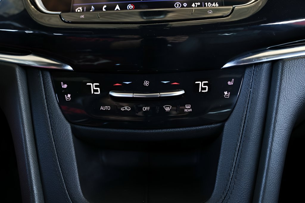 Used 2022 Cadillac XT6 Sport AWD/4WD image 23