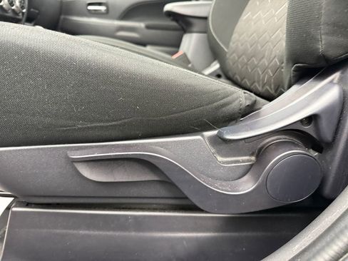 Used 2024 Mitsubishi Outlander Sport ES image 13