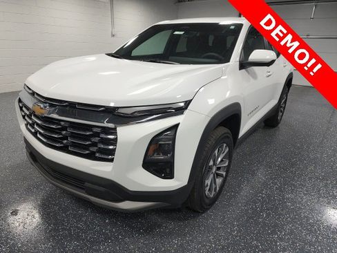 New 2026 Chevrolet Equinox LT w/ Convenience Package II image 9